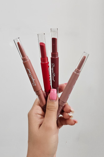 رژ لب و خط لب دوطرفه