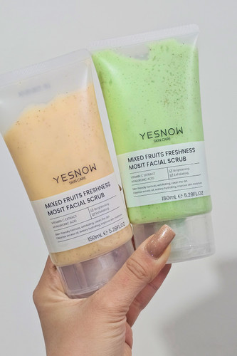 اسکراب لایه بردار صورت تیوپی