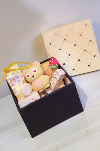 پک هدیه زرد کادویی