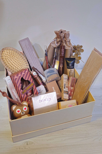 باکس هدیه بزرگ نود